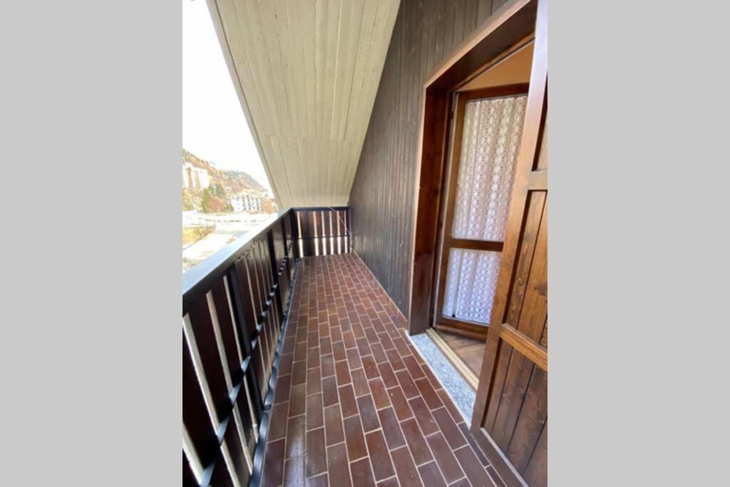Tabla - Confort Ed Eleganza A 100 Mt Dagli Impianti Aprica Exterior photo