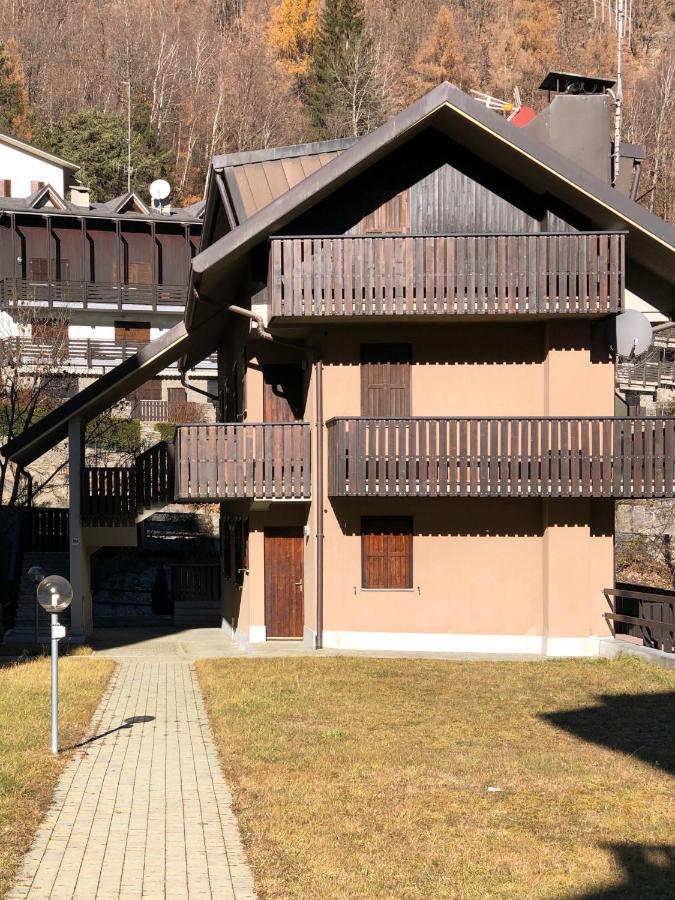 Tabla - Confort Ed Eleganza A 100 Mt Dagli Impianti Aprica Exterior photo